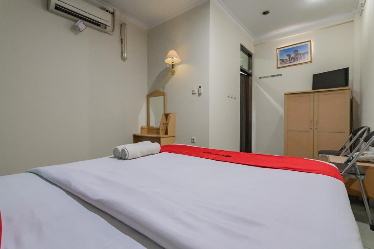 Reddoorz @ Achino Hotel Bandung Exterior foto